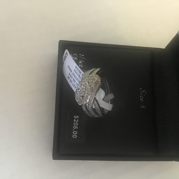 Diamond ring - Picture 4 of 5